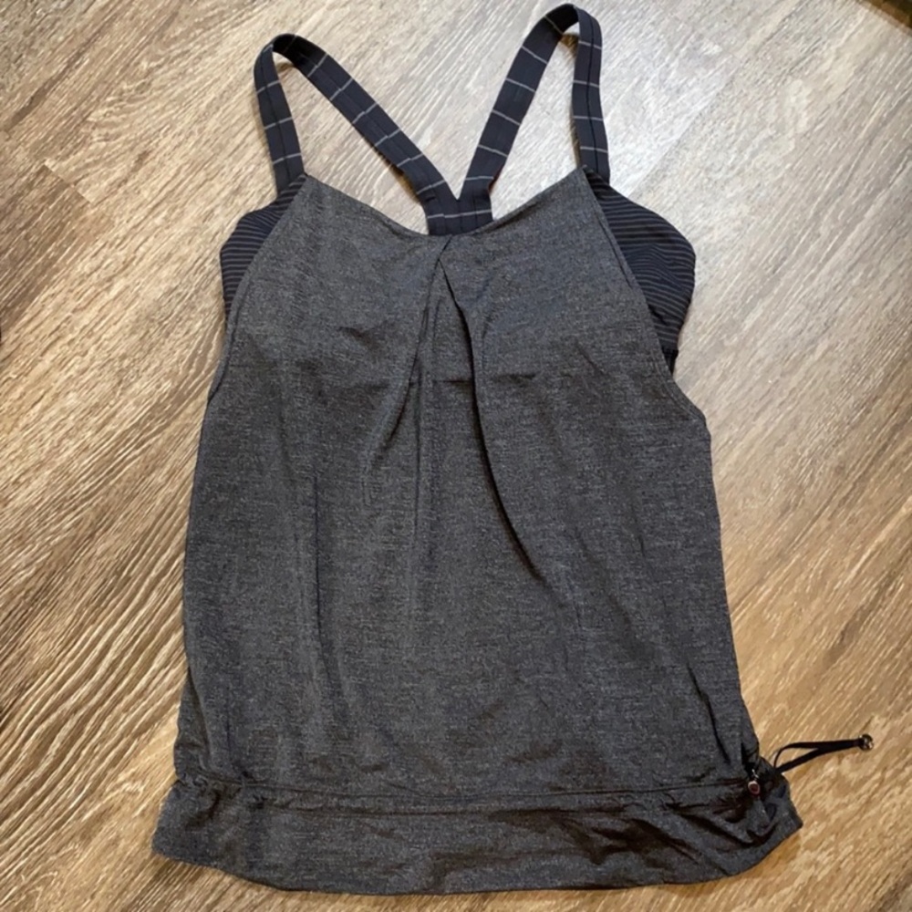 Lululemon top